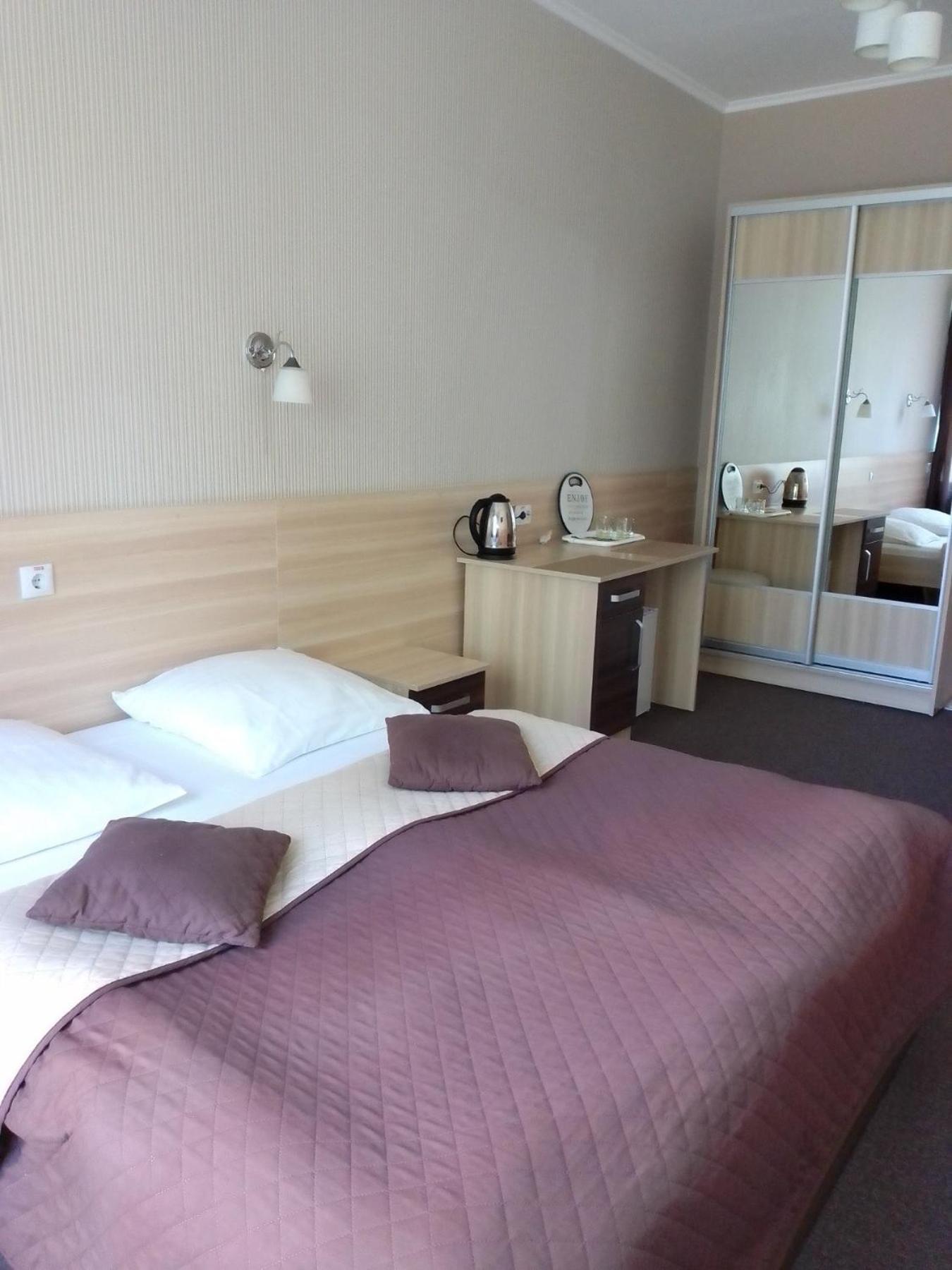 Hostel Iskra ลวีฟ ภายนอก รูปภาพ