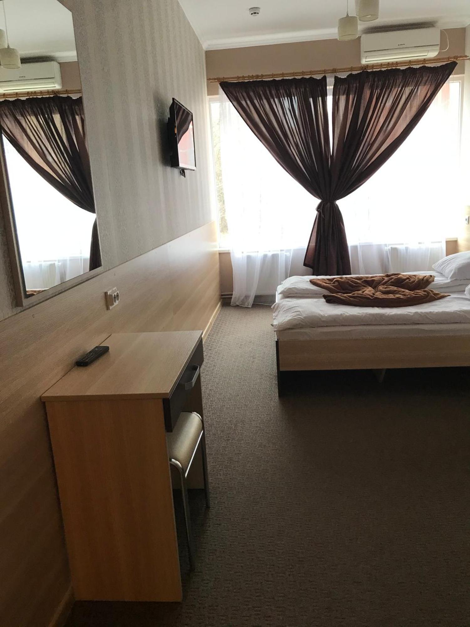 Hostel Iskra ลวีฟ ภายนอก รูปภาพ